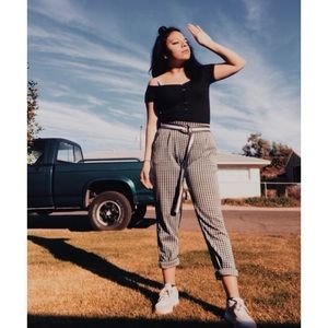 Meet your Posher, Anahi